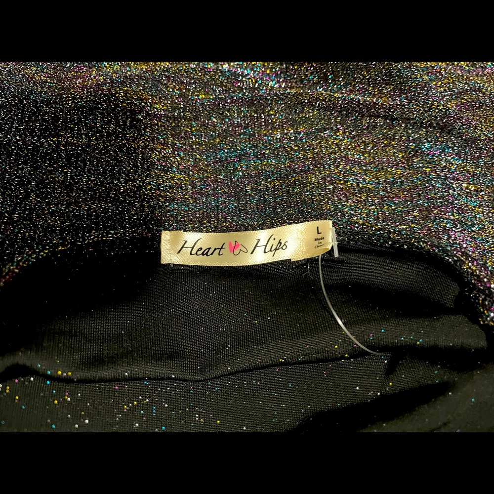 Heart & Hips multi colored tank, NWT, Large - Picture 3 of 4